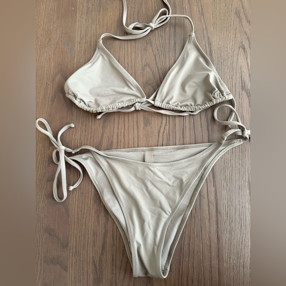 Skims triangle string bikini sz large 2pc new